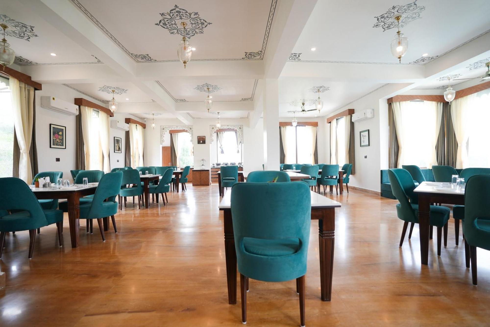 Maangarh Resorts Udaipur Exterior photo